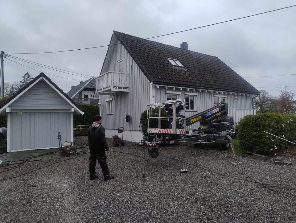 Hva styrer prisen på takarbeid?